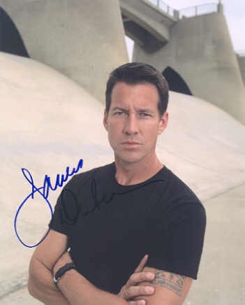 James Denton Signed Mike Delfino Desperate Housewives 8x10
