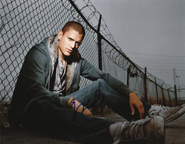 Wentworth Miller Signed Michael Schofield Prison Break 2A 8x10